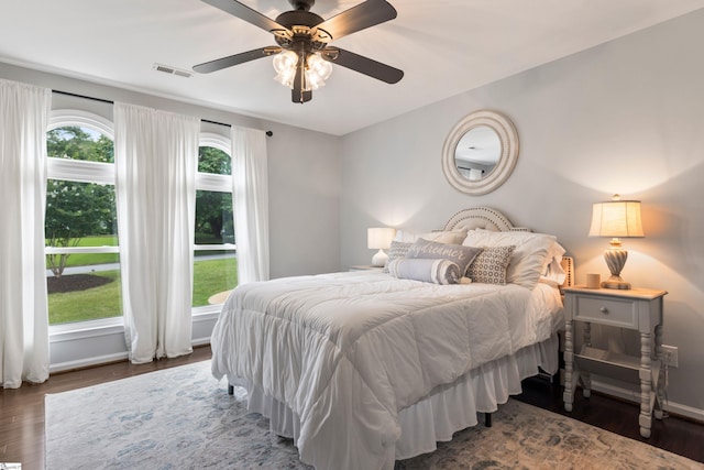 435 Grayson Dr, Moore, SC 29369 - bedroom featuring wood finished floors, a ceiling fan, and baseboards