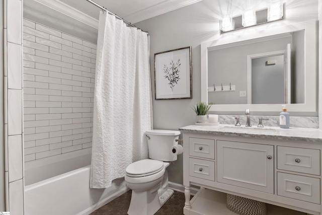 435 Grayson Dr, Moore, SC 29369 - bathroom featuring ornamental molding, toilet, vanity, shower / bath combination with curtain, and baseboards