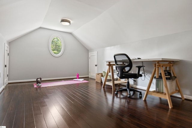 435 Grayson Dr, Moore, SC 29369 - workout area with lofted ceiling, wood finished floors, and baseboards