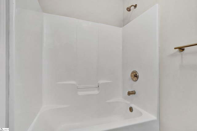 114 Tamelia Ct, Greer, SC 29650 - bathroom featuring shower / bathtub combination
