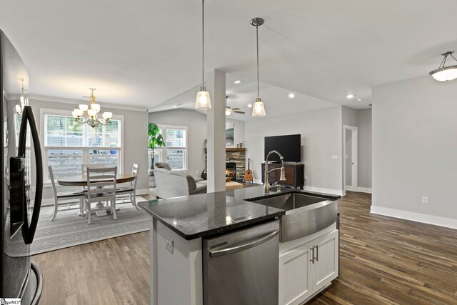 220 Plantation Rd, Greenville, SC 29605 - kitchen featuring stainless steel dishwasher, a sink, baseboards, refrigerator with ice dispenser, and recessed lighting