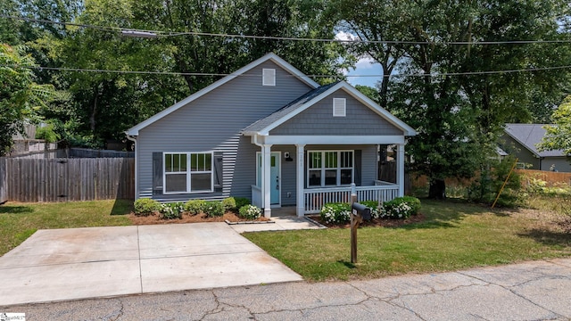 101 Duke St, Greenville, SC 29609 - bungalow featuring covered porch