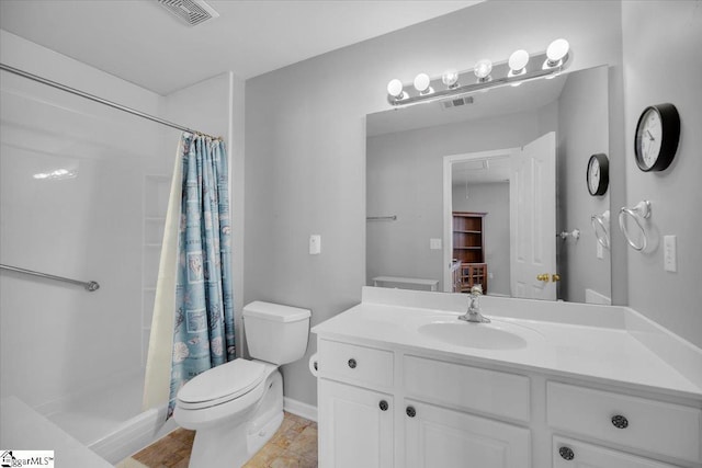 101 Roberts Hill Dr, Taylors, SC 29687 - bathroom featuring toilet, vanity, curtained shower, and baseboards
