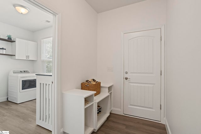 381 Butler Rd, Lyman, SC 29365 - mudroom featuring washer / clothes dryer, wood finished floors, and baseboards