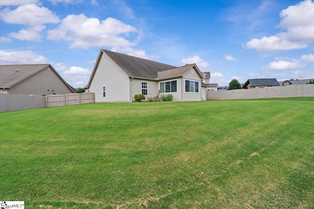636 Cordelia Ct, Boiling Springs, SC 29316 - back of house with a fenced backyard