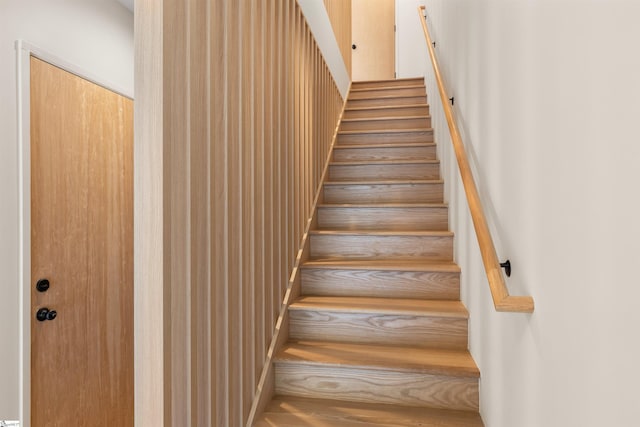 18 Nordic Ln, Greenville, SC 29609 - view of stairs