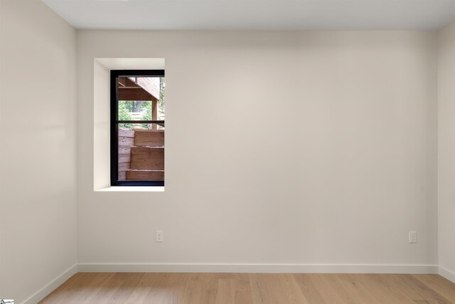 18 Nordic Ln, Greenville, SC 29609 - spare room featuring light wood-style flooring