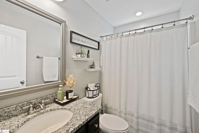 257 Highland Springs Loop, Inman, SC 29349 - full bath featuring vanity, recessed lighting, and curtained shower