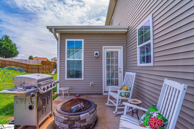 208 Castleton Cir, Boiling Springs, SC 29316 - view of patio / terrace featuring an outdoor fire pit and grilling area