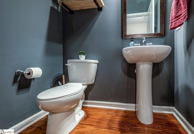 208 Castleton Cir, Boiling Springs, SC 29316 - bathroom with baseboards and wood finished floors