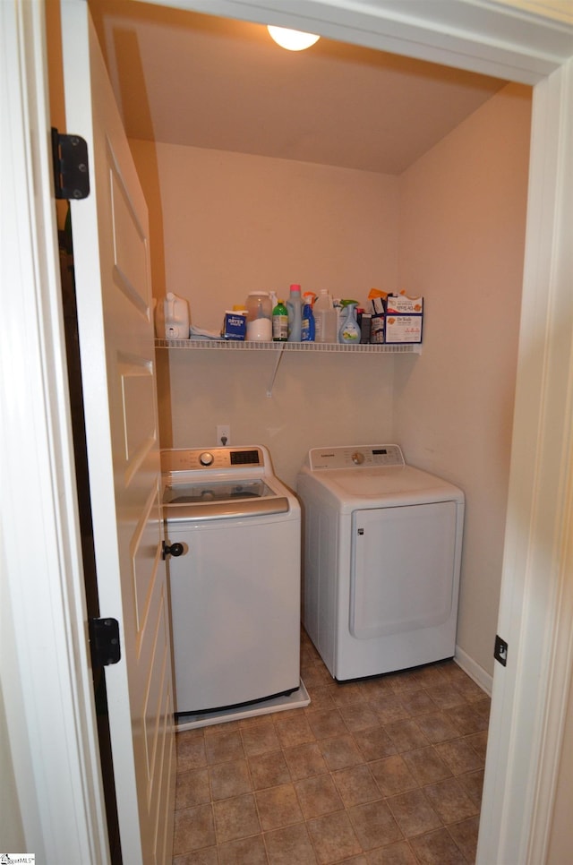 108 Dillard Creek Ct, Greer, SC 29651 - laundry room featuring separate washer and dryer