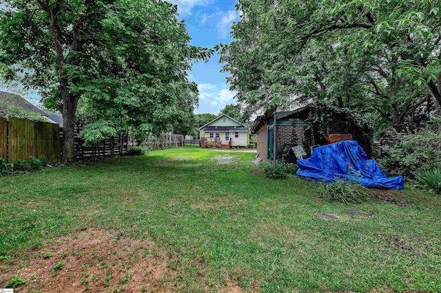 712 W Main St, Easley, SC 29640 - view of yard