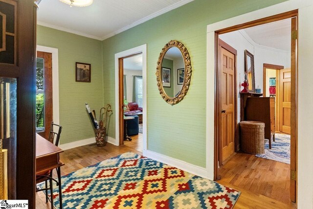 2115 Price House Rd, Woodruff, SC 29388 - hall with light wood-style flooring and crown molding