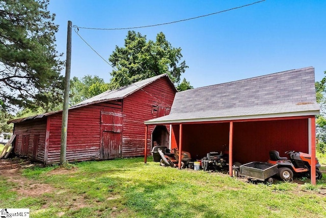2115 Price House Rd, Woodruff, SC 29388 - view of pole building with a yard