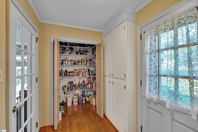 135 James Ave, Wellford, SC 29385 - view of pantry
