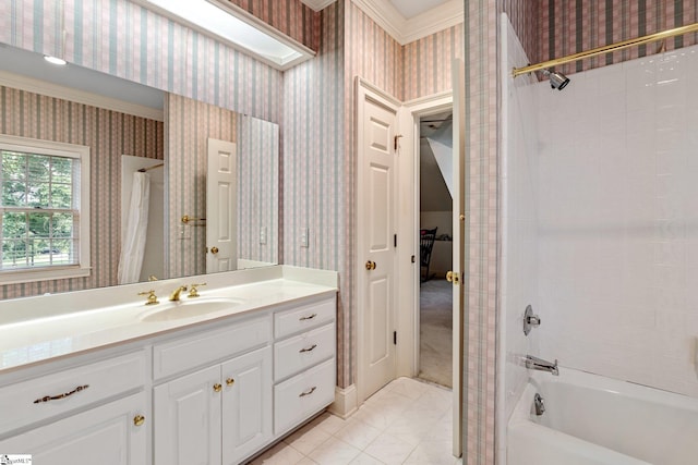 15 Annas Pl, Simpsonville, SC 29681 - full bathroom with wallpapered walls, vanity, and shower / bath combo