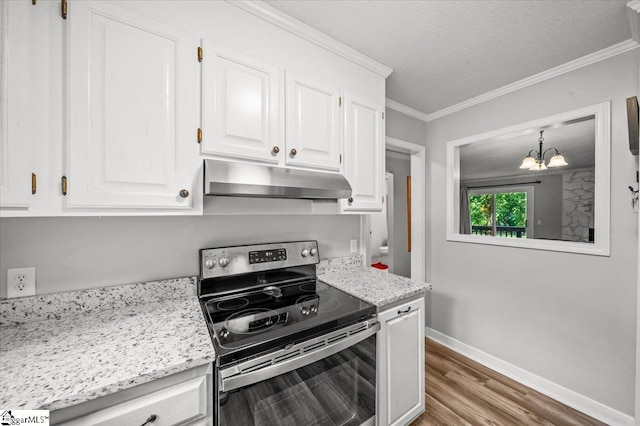 2 Creekside Way, Greenville, SC 29609 - kitchen featuring electric range, under cabinet range hood, a chandelier, white cabinets, and wood finished floors