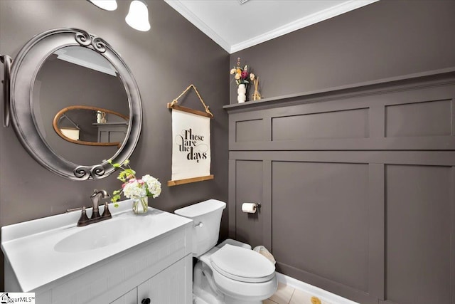 109 W Fieldsparrow Cir, Greenville, SC 29615 - bathroom featuring vanity and ornamental molding