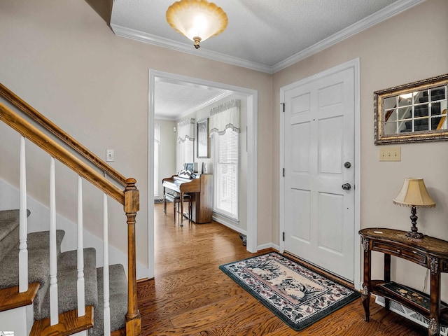 209 Thornhill Dr, Spartanburg, SC 29301 - entryway featuring wood finished floors, crown molding, stairs, and a textured ceiling