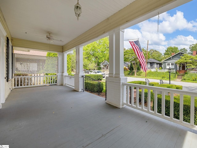 772 Glendalyn Ave, Spartanburg, SC 29302 - porch with a ceiling fan and a residential view