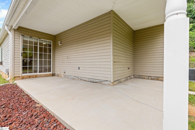 21 Lantern Ln, Greer, SC 29651 - view of patio / terrace