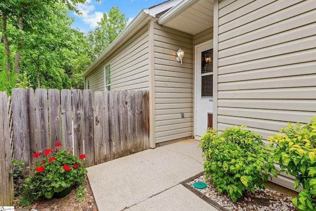 21 Lantern Ln, Greer, SC 29651 - property entrance