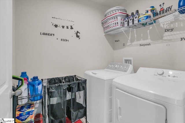 243 Lily Park Way, Easley, SC 29642 - laundry room featuring washer and dryer