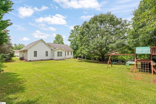 104 Superior Way, Greer, SC 29651 - view of grassy yard with a playground