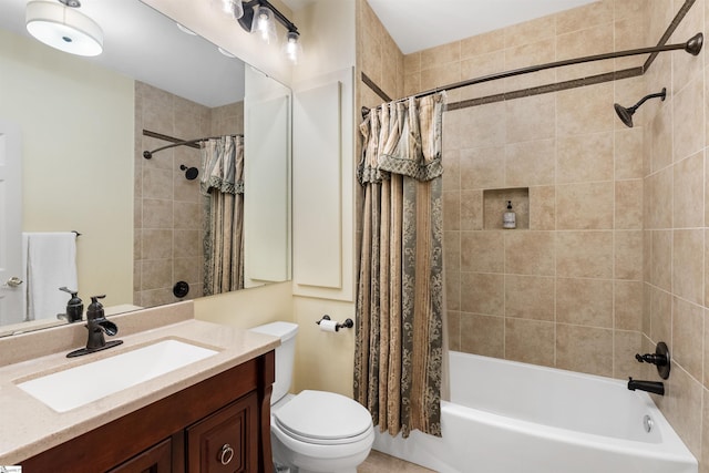 623 N Main St Unit Iii, Unit Iii, Greenville, SC 29601 - full bathroom with vanity and shower / bathtub combination with curtain