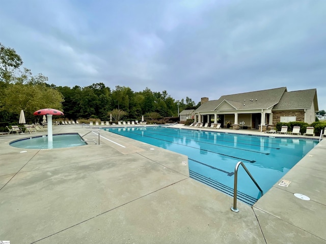 5 Meadowrise Ln, Simpsonville, SC 29681 - community pool featuring a patio area