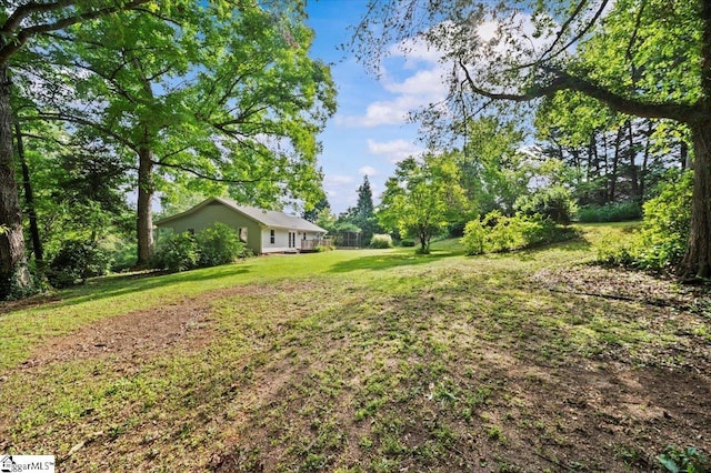 121 Chesterfield Ct, Easley, SC 29640 - view of grassy yard