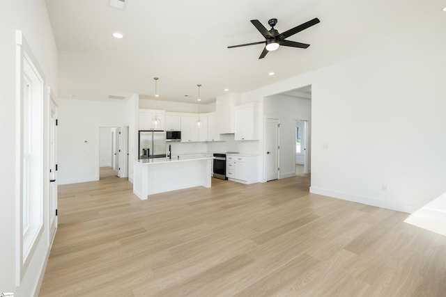 200 Folk Rd, Chesnee, SC 29323 - unfurnished living room featuring a ceiling fan, light wood-style flooring, and recessed lighting