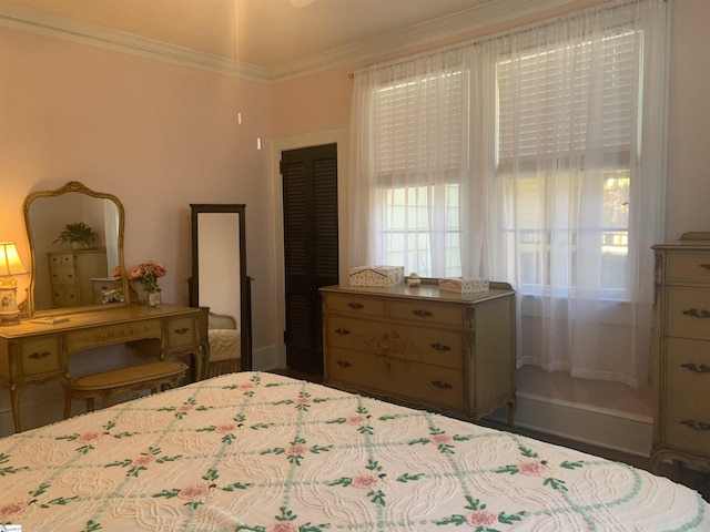 102 Highland Rd, Easley, SC 29640 - bedroom featuring ornamental molding