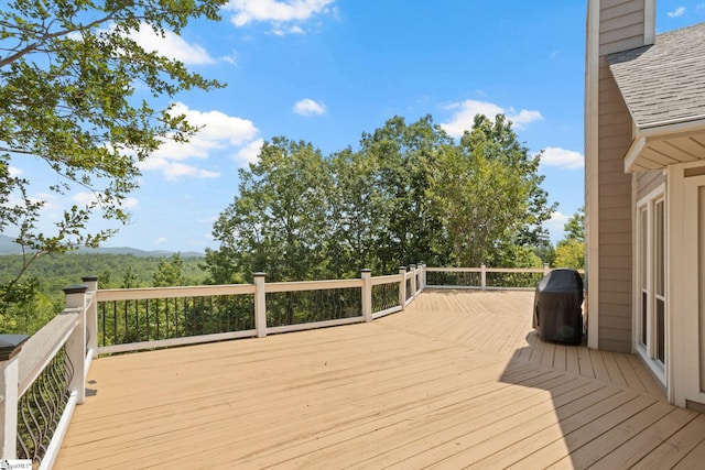 600 Packs Mountain Ridge Rd, Taylors, SC 29687 - wooden terrace with a grill