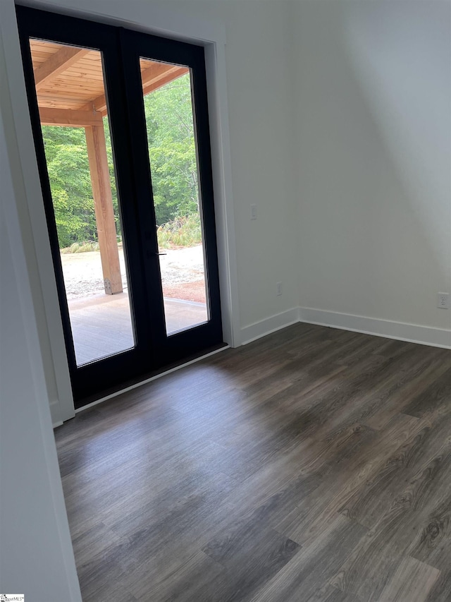 458A Bates Crossing Rd, Travelers Rest, SC 29690 - interior space with dark wood-style flooring and baseboards