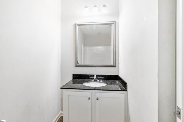 177 Viewmont Dr, Duncan, SC 29334 - bathroom featuring vanity