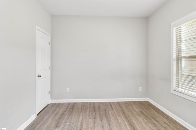 177 Viewmont Dr, Duncan, SC 29334 - empty room featuring light wood-style flooring and plenty of natural light