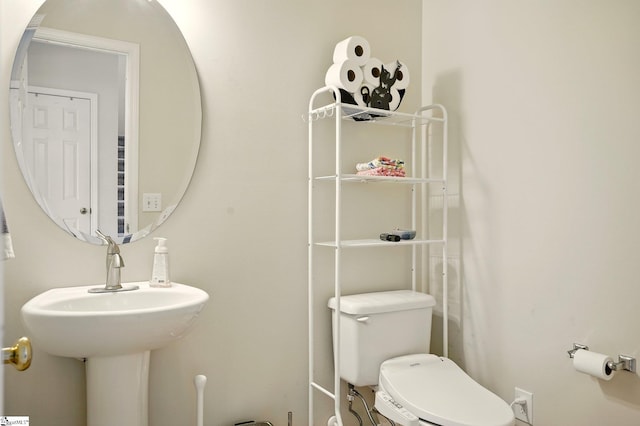 108 Myrtle Way, Greer, SC 29650 - half bath featuring toilet