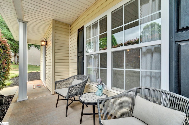 305 Cunningham Rd, Woodruff, SC 29388 - view of covered porch