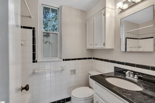 601 Cleveland St Unit 3A, Greenville, SC 29601 - full bathroom with vanity, tile walls, and wainscoting