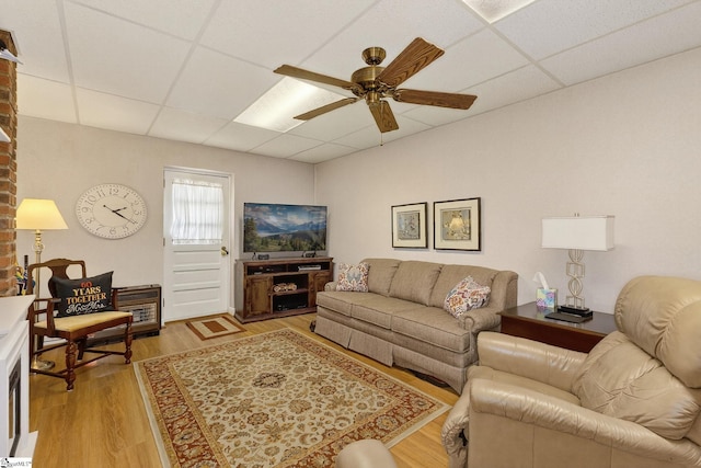 306 Verner Dr, Greenville, SC 29617 - living area featuring a drop ceiling, a ceiling fan, and light wood finished floors