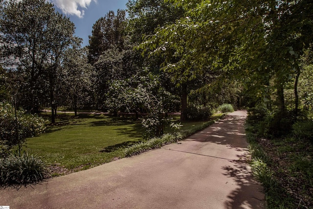 421 E Westbrooks Rd, Seneca, SC 29678 - surrounding community with a lawn
