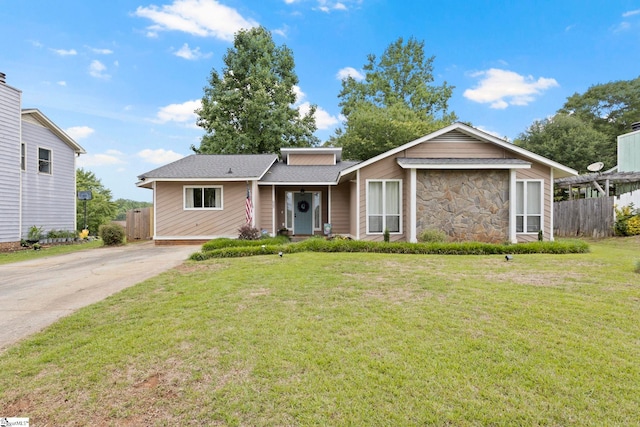522 Reid School Rd, Taylors, SC 29687 - mid-century inspired home featuring stone siding, driveway, and a shingled roof