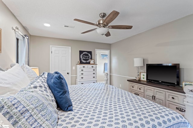 522 Reid School Rd, Taylors, SC 29687 - bedroom with a ceiling fan and recessed lighting