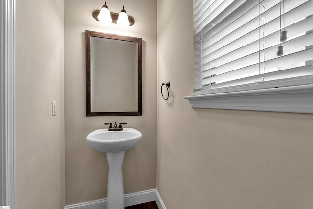 412 Aschoff Ct, Simpsonville, SC 29680 - bathroom featuring baseboards