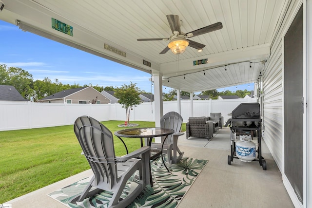 118 Sylvester St, Fountain Inn, SC 29644 - fenced backyard featuring a patio, ceiling fan, and outdoor dining area
