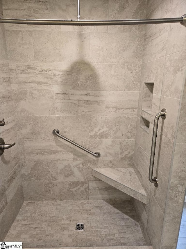 303 Plantation Pt, Anderson, SC 29625 - full bath with a stall shower