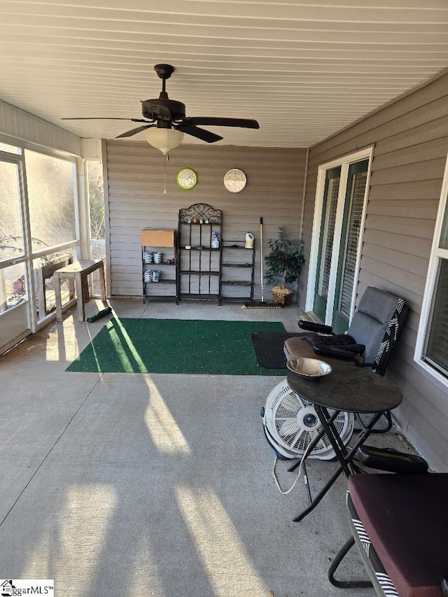 303 Plantation Pt, Anderson, SC 29625 - sunroom featuring ceiling fan