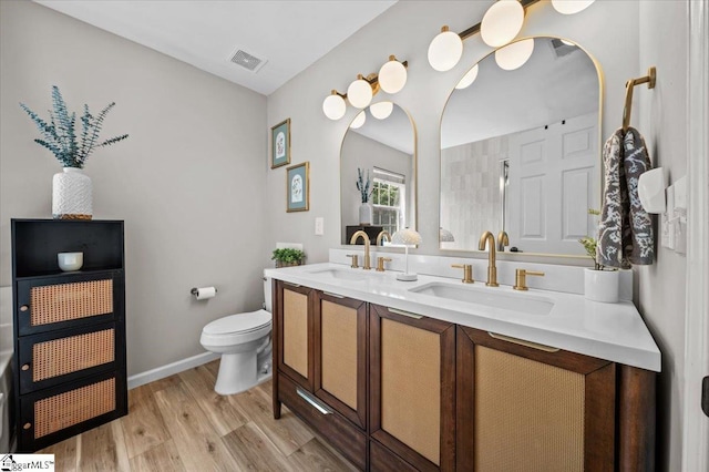 521 Omniwood Ct, Greer, SC 29651 - full bath with double vanity and wood finished floors