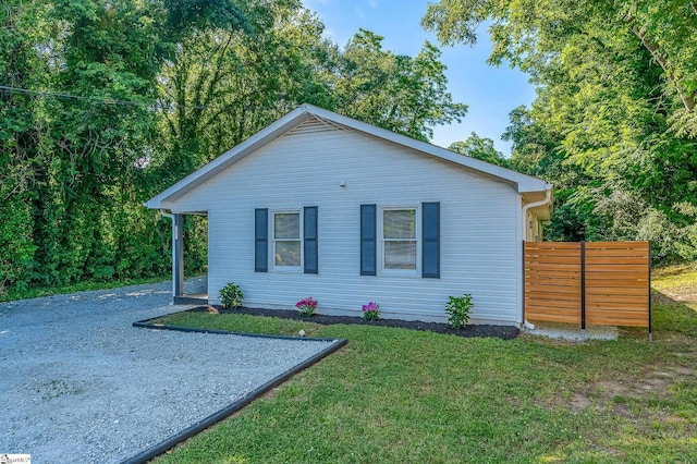 307 Echols St, Greenville, SC 29601 - view of front of house featuring a front lawn